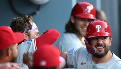 Schwarber has the night of his life in Phillies' spirited comeback over Dodgers