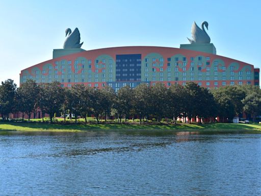 Walt Disney World Swan & Dolphin Resort in Florida US agrees to refinance