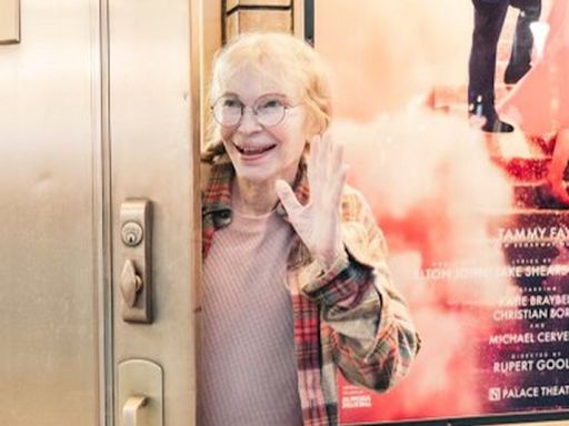 Mia Farrow Returns To THE ROOMMATE On Broadway Tonight