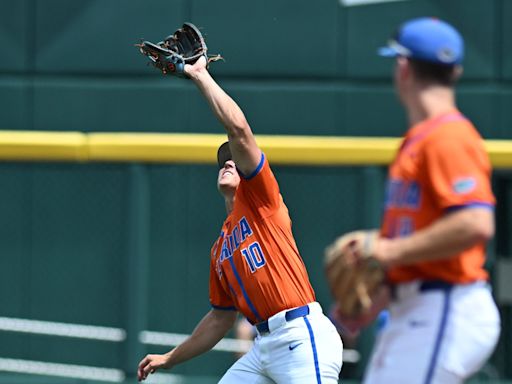 Florida baseball vs Kentucky final score, highlights: Gators demolish Wildcats, advance to CWS semifinals