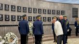 Kosovo remembers 45 people killed in 1999 and denounces Serbia for not apologizing