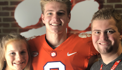 'If you can, I can': Clemson tight end inspired by older brother's example amid arthritis journey