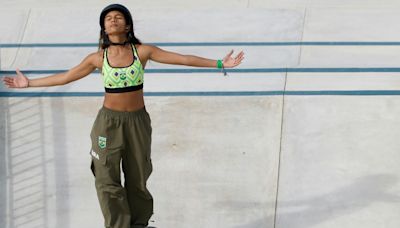 La joven brasileña Rayssa Leal se hace con el bronce en skateboarding