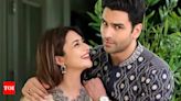 Divyanka Tripathi and Vivek Dahiya finally get their emergency certificates to return; they express gratitude, "A big thanks to the Indian Embassy for making our 'Ghar Wapasi' possible" - Times of India