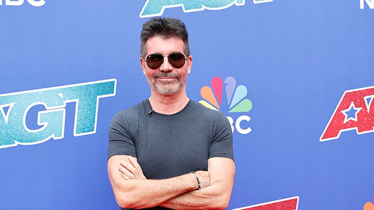 An Idol Contestant Just Revealed An Absolutely Wild Object Simon Cowell Keeps In His Office