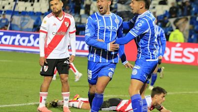 Dura derrota de River: Godoy Cruz se lo dio vuelta en Mendoza