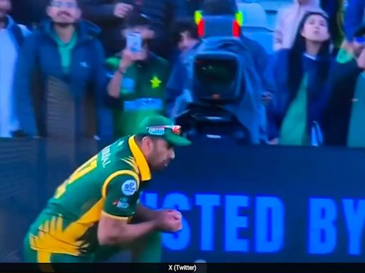 Pakistan Chief Selector Wahab Riaz Drops Sitter In Match Against India Champions, Gets Brutally Trolled | Cricket News