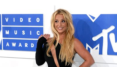 Britney Spears victime d'un accident : elle poste une vidéo et accuse publiquement... sa mère