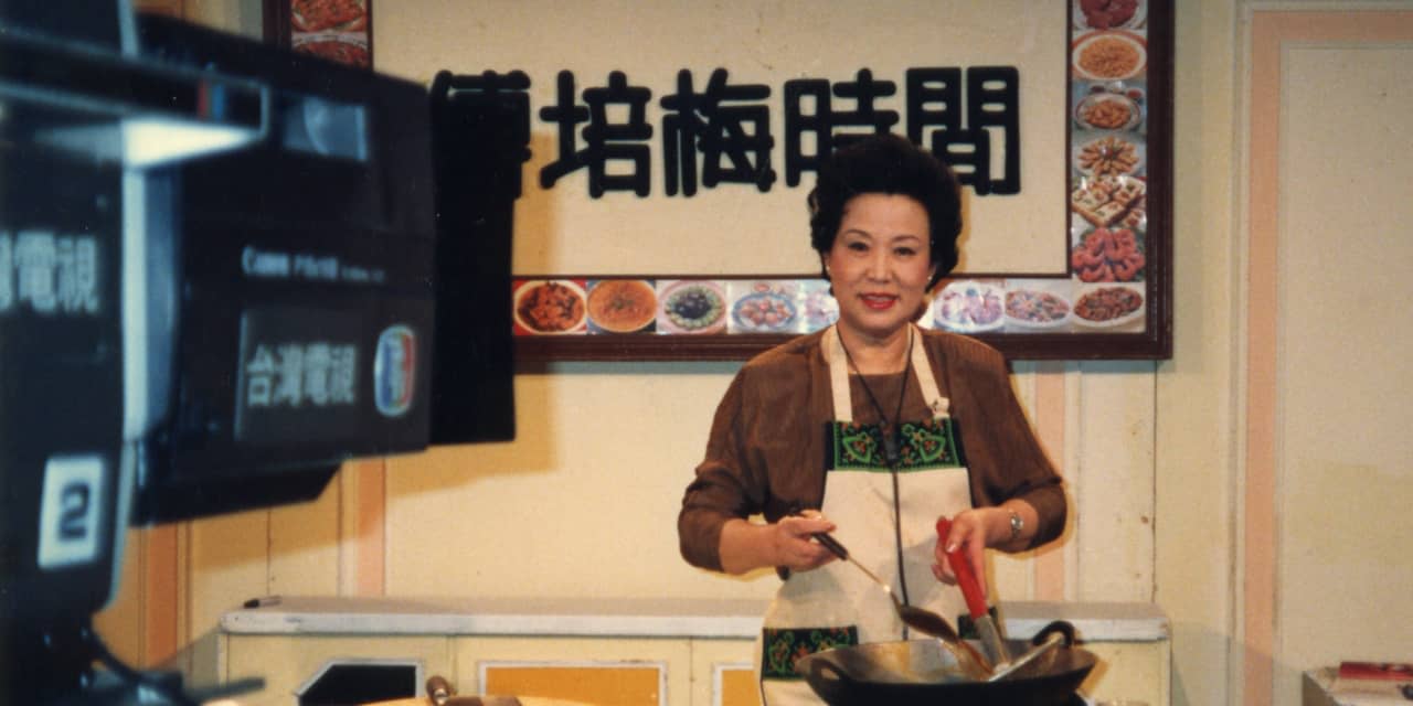 ‘Chop Fry Watch Learn’ and ‘China in Seven Banquets’: Cooking With Fu Pei-mei