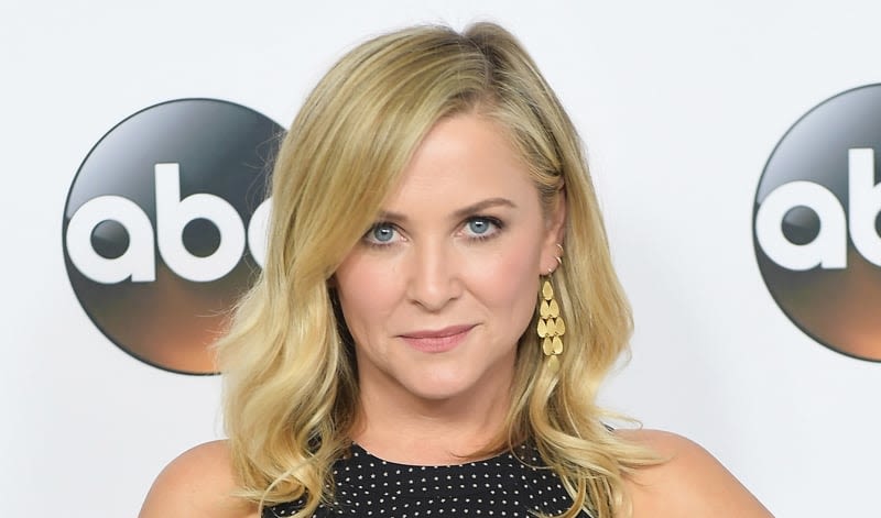 ‘Grey’s Anatomy’ Actress Jessica Capshaw Talks Miscarriage She Suffered Over a Decade Ago