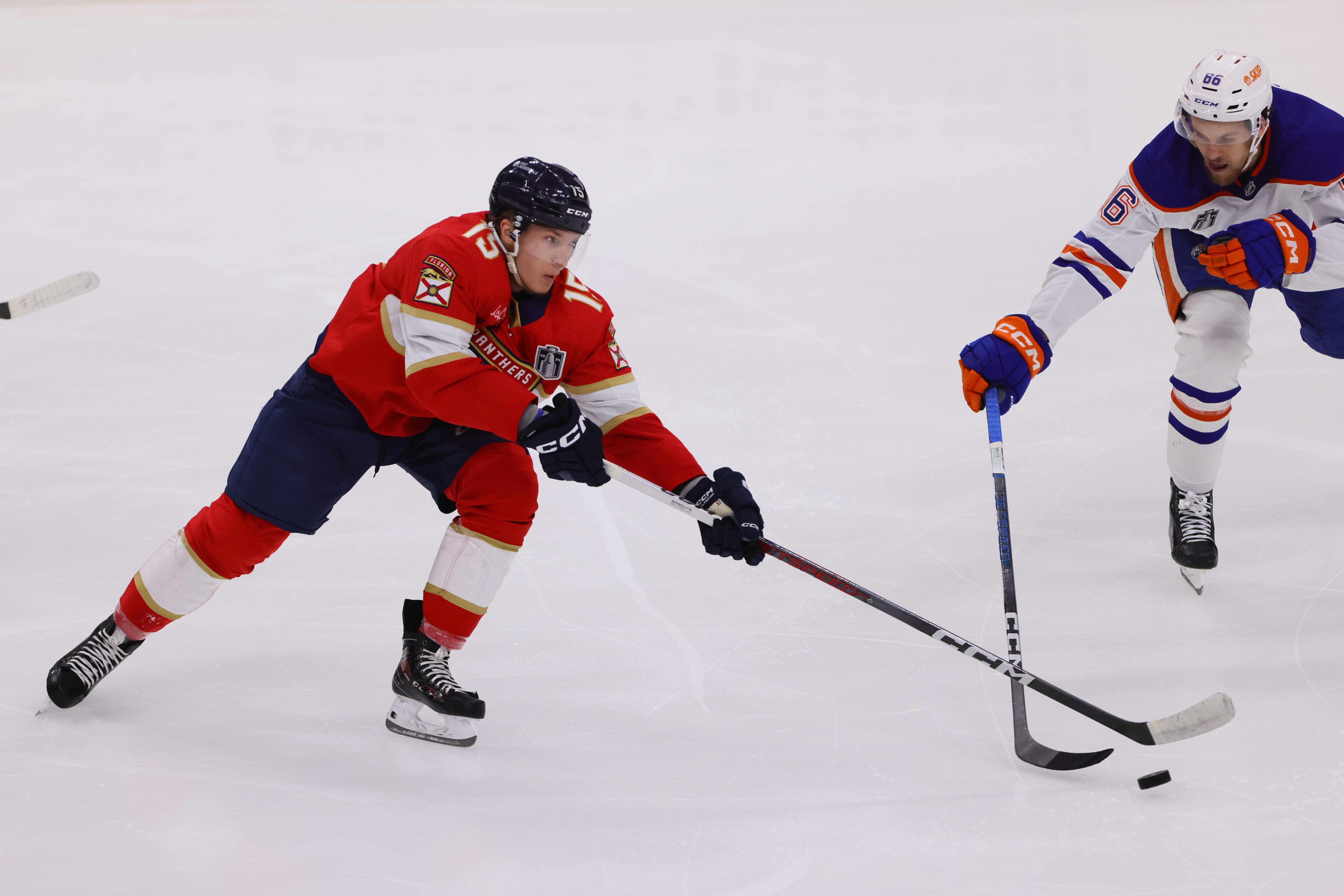 Florida Panthers keeping forward Anton Lundell, will sign a six-year contract