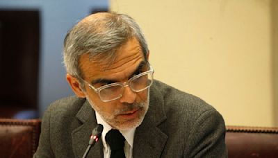 Ministro Cordero asegura que inhibidores de señal en cárceles funcionan 24/7 - La Tercera