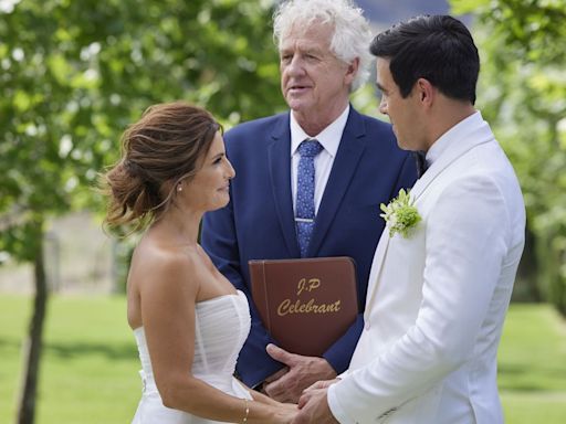 Home and Away fans spot blunder in Justin and Leah's wedding storyline