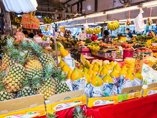挑西瓜、鳳梨用「聽的」 農糧署教2招：不怕買到爛水果 - 生活