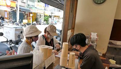 手搖店員列「4大奧客」 同行共鳴：百香果飲料要求去籽