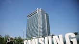 Samsung Elec, SK Hynix shares slide, tracking falls in global chip stocks