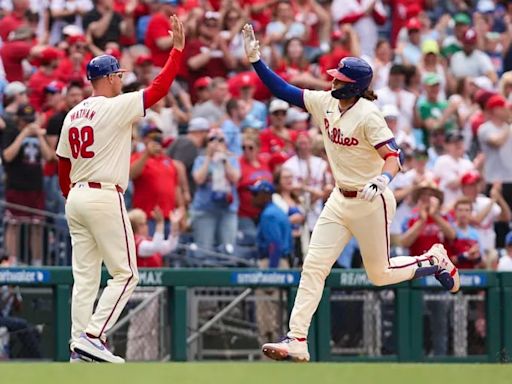 Phillies sweep the Nationals to go 20 games over .500