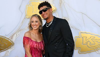 Brittany and Patrick Mahomes reveal they are expecting their third child