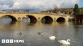 Henley Bridge: Plans to carry out repairs and remove graffiti