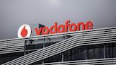 Los sindicatos, en pie de guerra contra Vodafone y contra el Gobierno por el ERE masivo