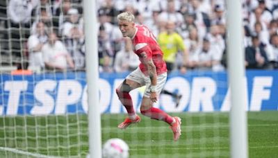 Gol de Oliver Sonne en la final de la Copa de Dinamarca 2024: anotó, con notable definición, en Silkeborg vs AGF