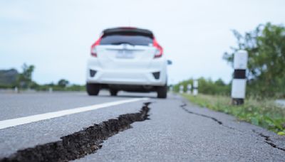 開車時遇到地震該怎麼辦？先保持冷靜，這些是你該知道的行車防災知識 - The News Lens 關鍵評論網