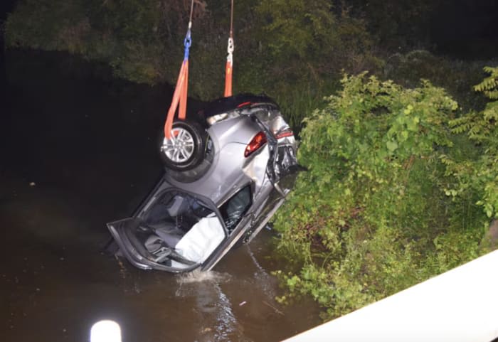 Oakland County woman, 2 sons killed when SUV rolls into creek, police say