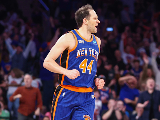 Knicks' Bojan Bogdanovic undergoes foot surgery after exiting Game 4 early, will miss rest of NBA playoffs