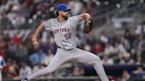 Mets officially release RHP Jorge Lopez, C Omar Narvaez