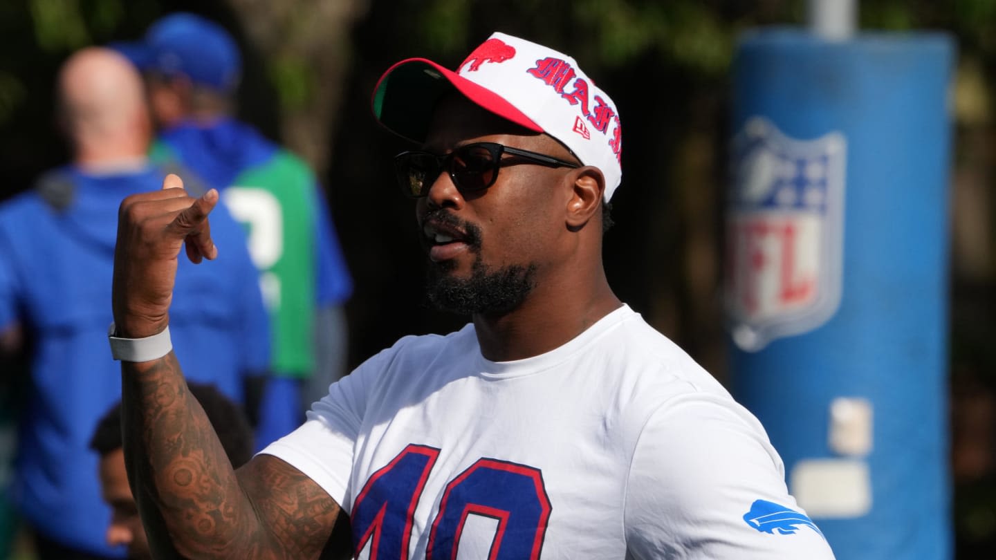 LOOK: Several Bills pass rushers attend Von Miller's annual Sack Summit