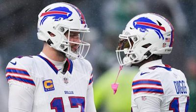 Bills QB Josh Allen’s Text to Stefon Diggs After Surprise Trade