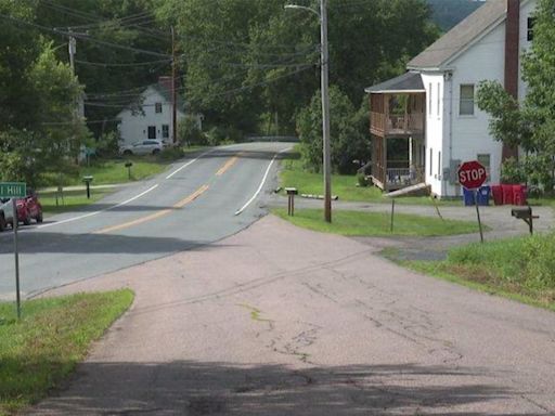 Over 40 years after children found a dead baby near a road, Vermont police find infant's parents and close the case