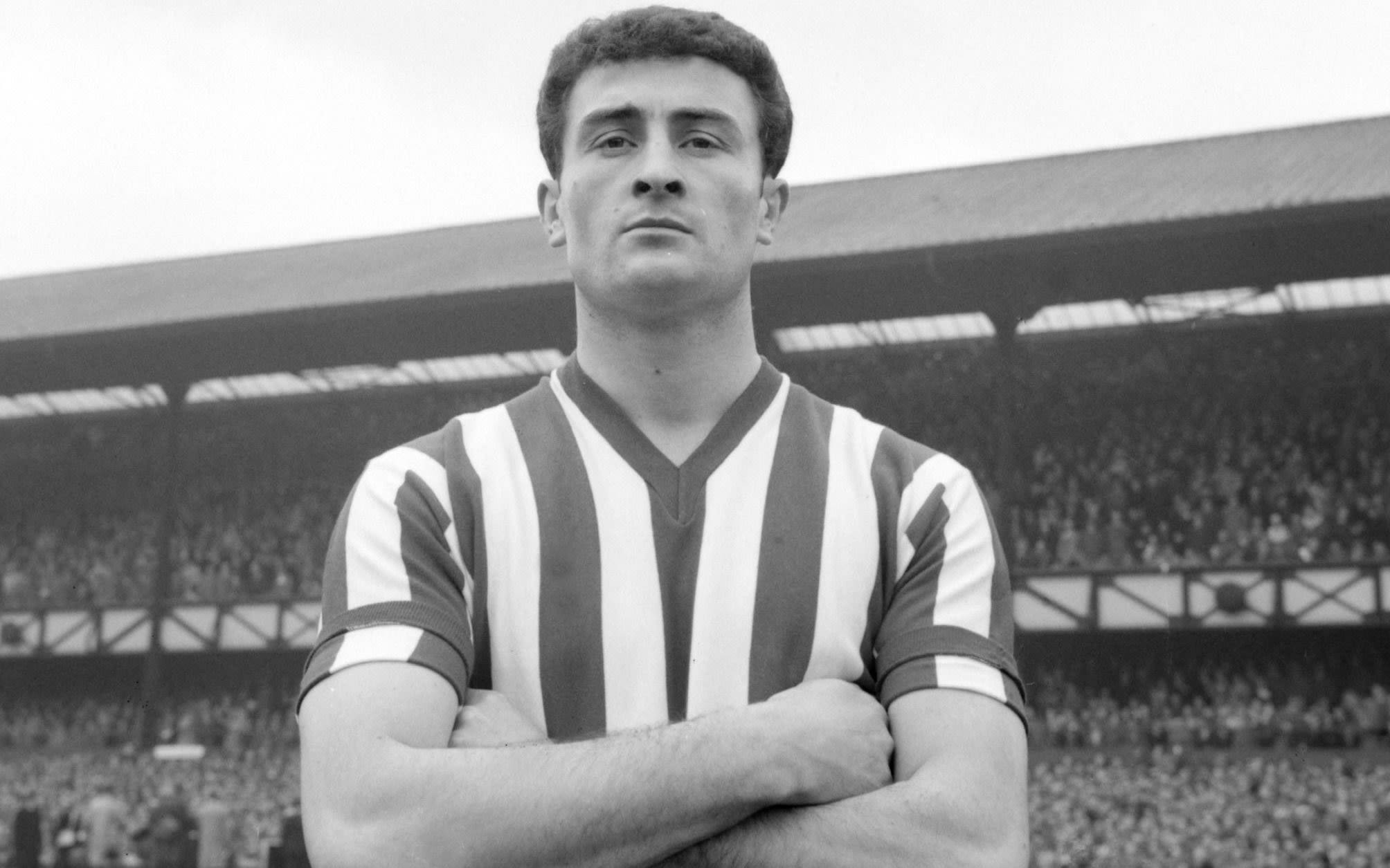 Charlie ‘the King’ Hurley, formidable Irish defender who was revered by Sunderland fans – obituary