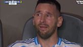 Video: el dramático llanto de Messi en el banco