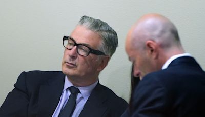 Alec Baldwin 'Rust' trial on pause as judge weighs tossing case. Prosecutors face 'uphill battle' if it continues, expert says.