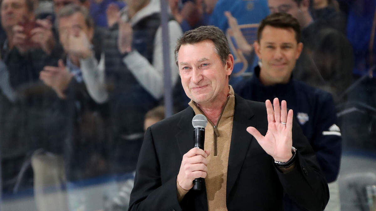 Hockey Great Wayne Gretzky Putting Palm Beach Gardens on Ice | NewsRadio WIOD | South Florida’s 1st News With Andrew Colton