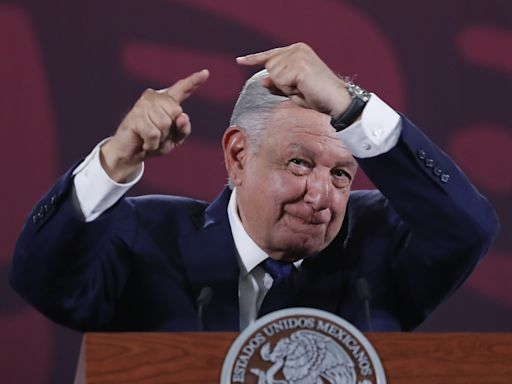 López Obrador defiende el vallado del Palacio Nacional para “prevenir” ante las elecciones