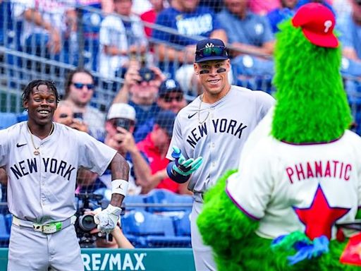 MLB／洋基新同學和費城人吉祥物互嗆！賈吉護駕 他4戰敲4轟球隊都贏