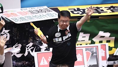 吳秉叡火速撤選罷法修正提案 國民黨團轟：把修法當兒戲｜壹蘋新聞網