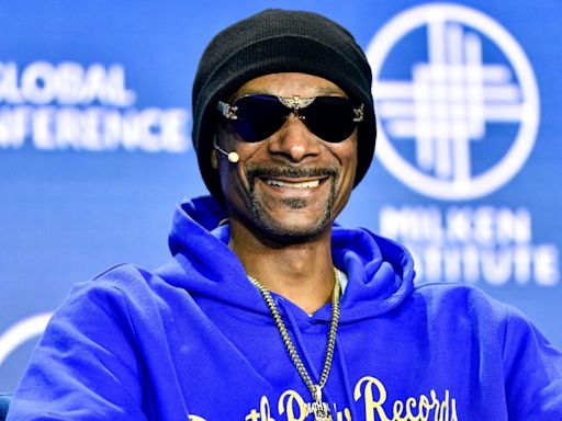 Snoop Dogg Shares Diplomatic Take On Kendrick Lamar, Lil Wayne Super Bowl Halftime Debate