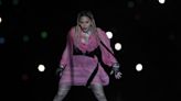 Madonna estrena el nuevo vídeo de "Hung up" con la dominicana Tokischa