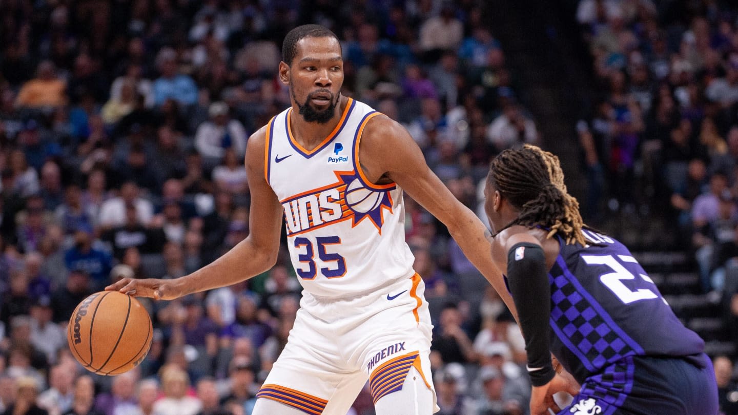 Kevin Durant Calls Out 'Lies' About Him Wanting a Trade Out of Phoenix