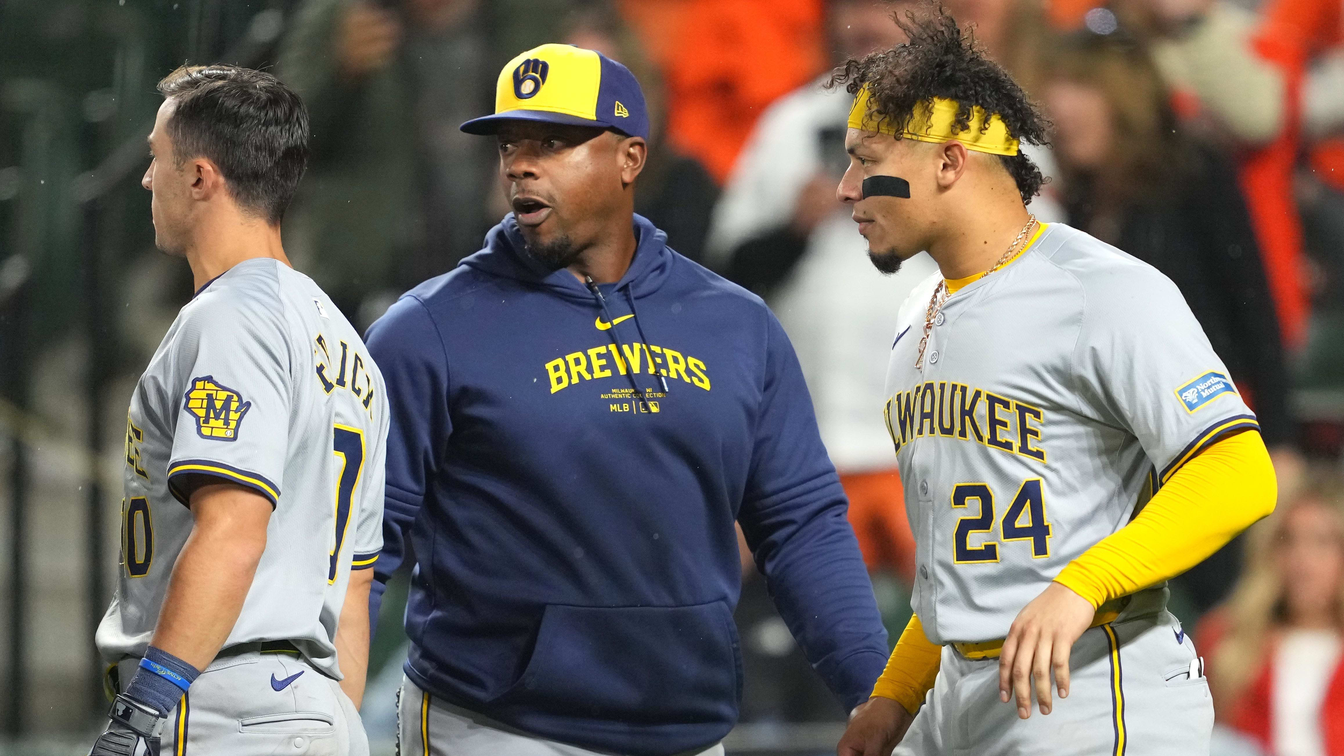 Rickie Weeks Serving as Milwaukee Brewers' Manager During Pat Murphy's Suspension