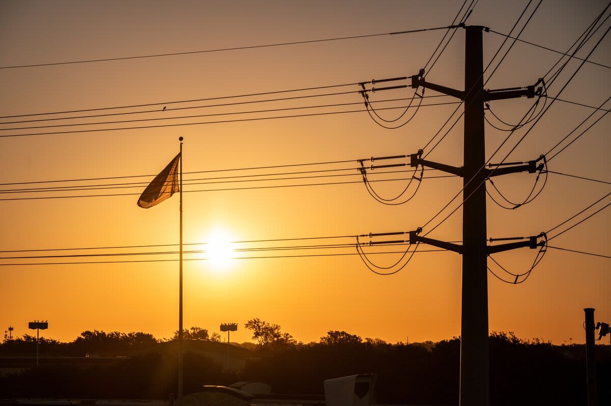 Texas Faces New Heat Advisories With Temperatures Above 100F