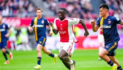 Brobbey bereikt twee mooie mijlpalen na belangrijke treffer tegen FC Twente