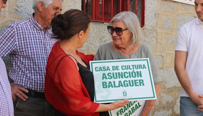 El Ayuntamiento de Alpedrete rectifica y mantiene los nombres de Paco Rabal y Asunción Balaguer en la plaza y Casa de la Cultura