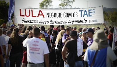 Greve na educação: governo marca reunião para apresentar nova proposta a professores e técnicos; veja onde há paralisação