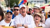 Impiden al opositor venezolano Antonio Ledezma entrar al centro de votación en Madrid