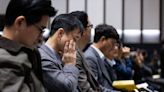 A Humbler Samsung Grapples With Irate Shareholders