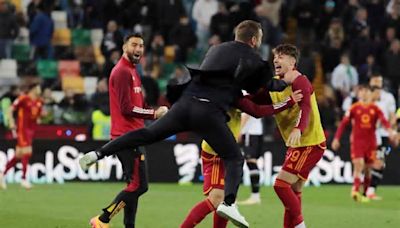 Calciomercato Roma, regalo Champions: De Rossi ha scelto il bomber